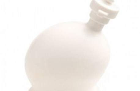 Anatomic glans chamber with frenulum protection